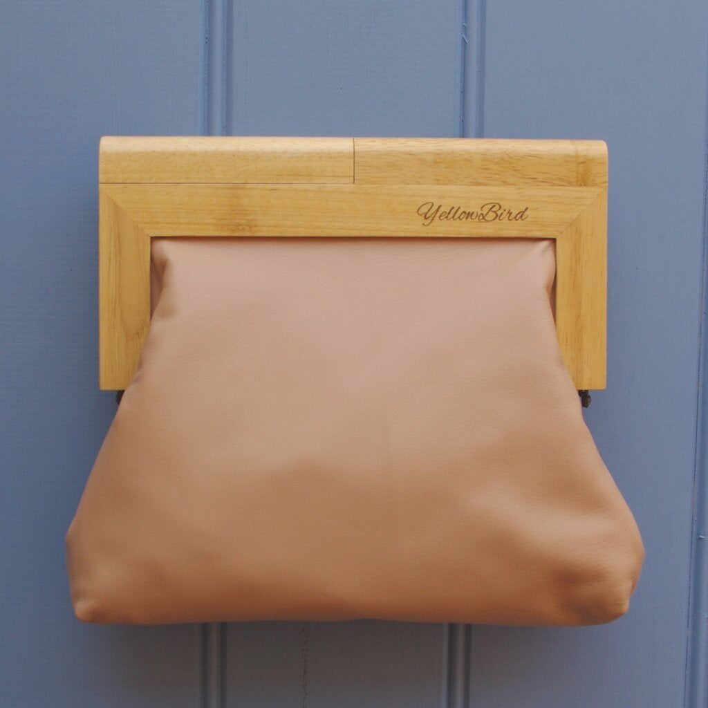 Petit Leather Clutch Bag