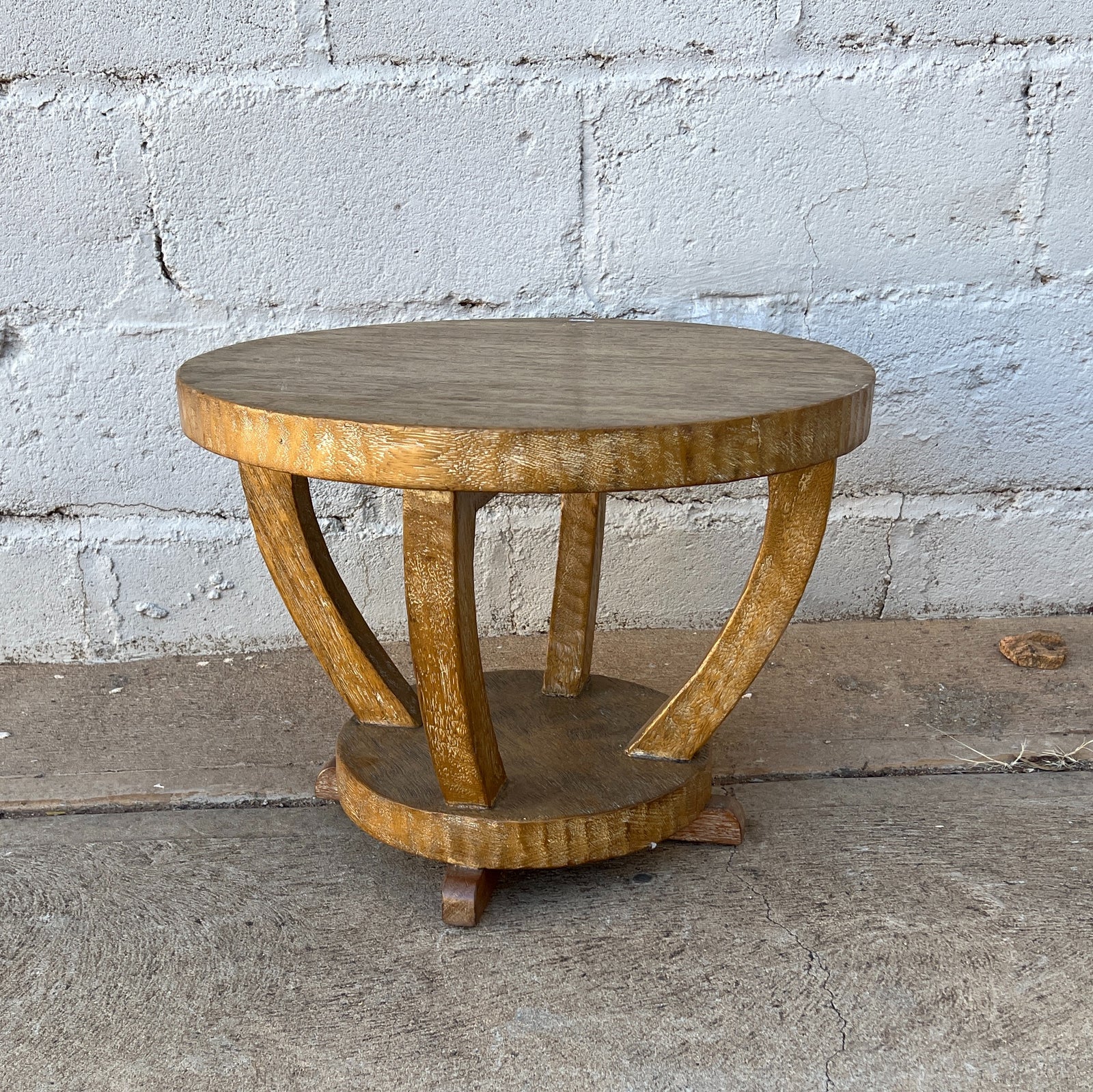 Old Wood Round Table