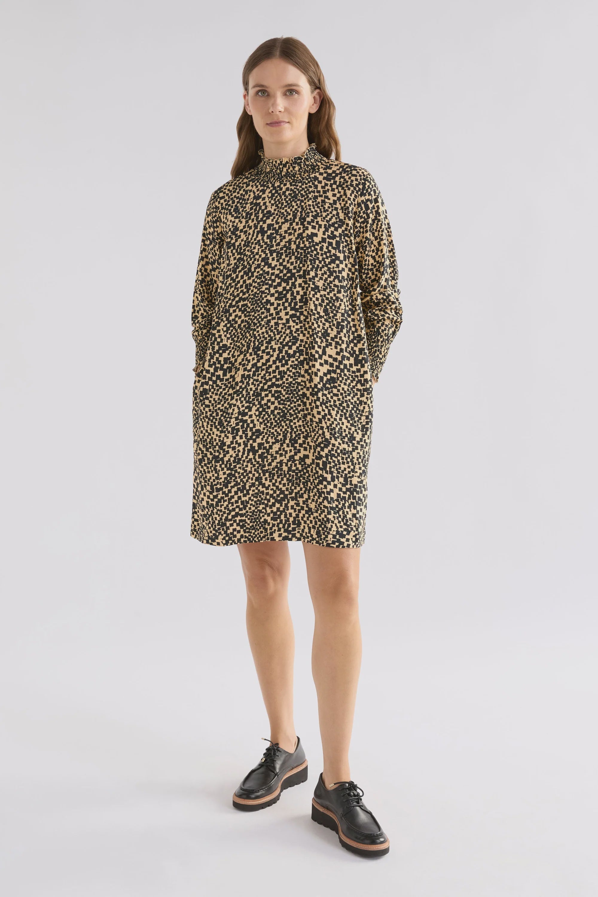 Dress Veda Beige Sinda Print