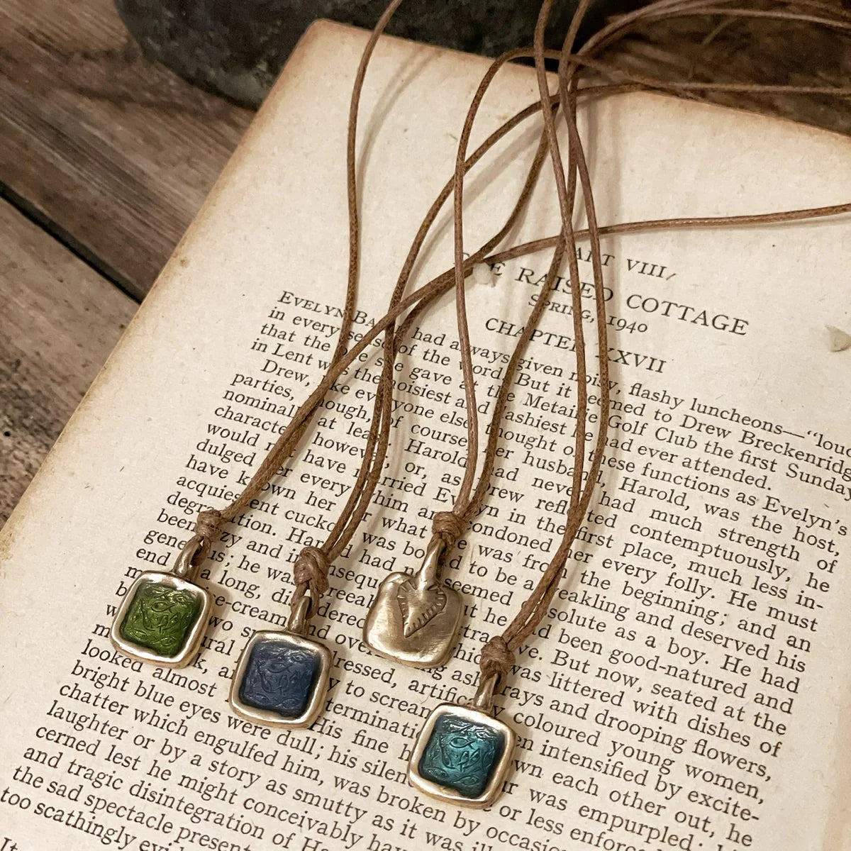 Necklace Pendant Quadra