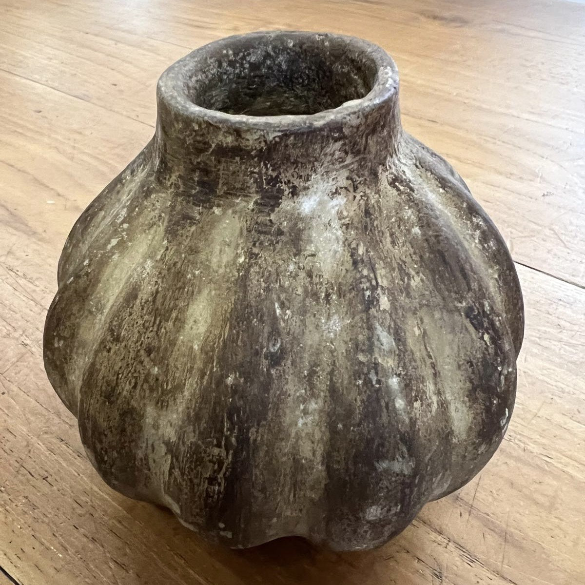 Vase Savan Ribbed