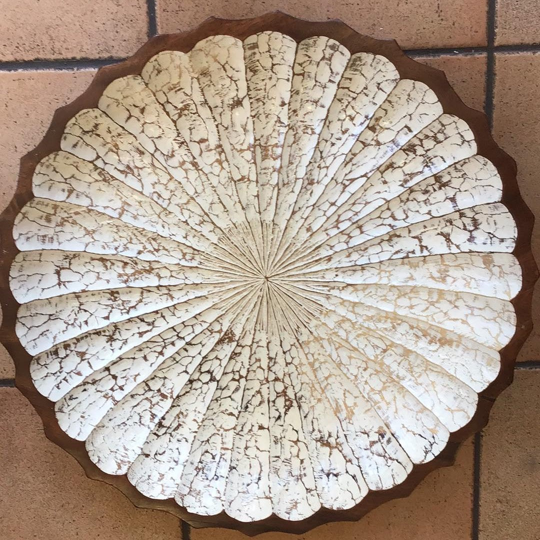 Plate Wood Coloured Scallop Edge