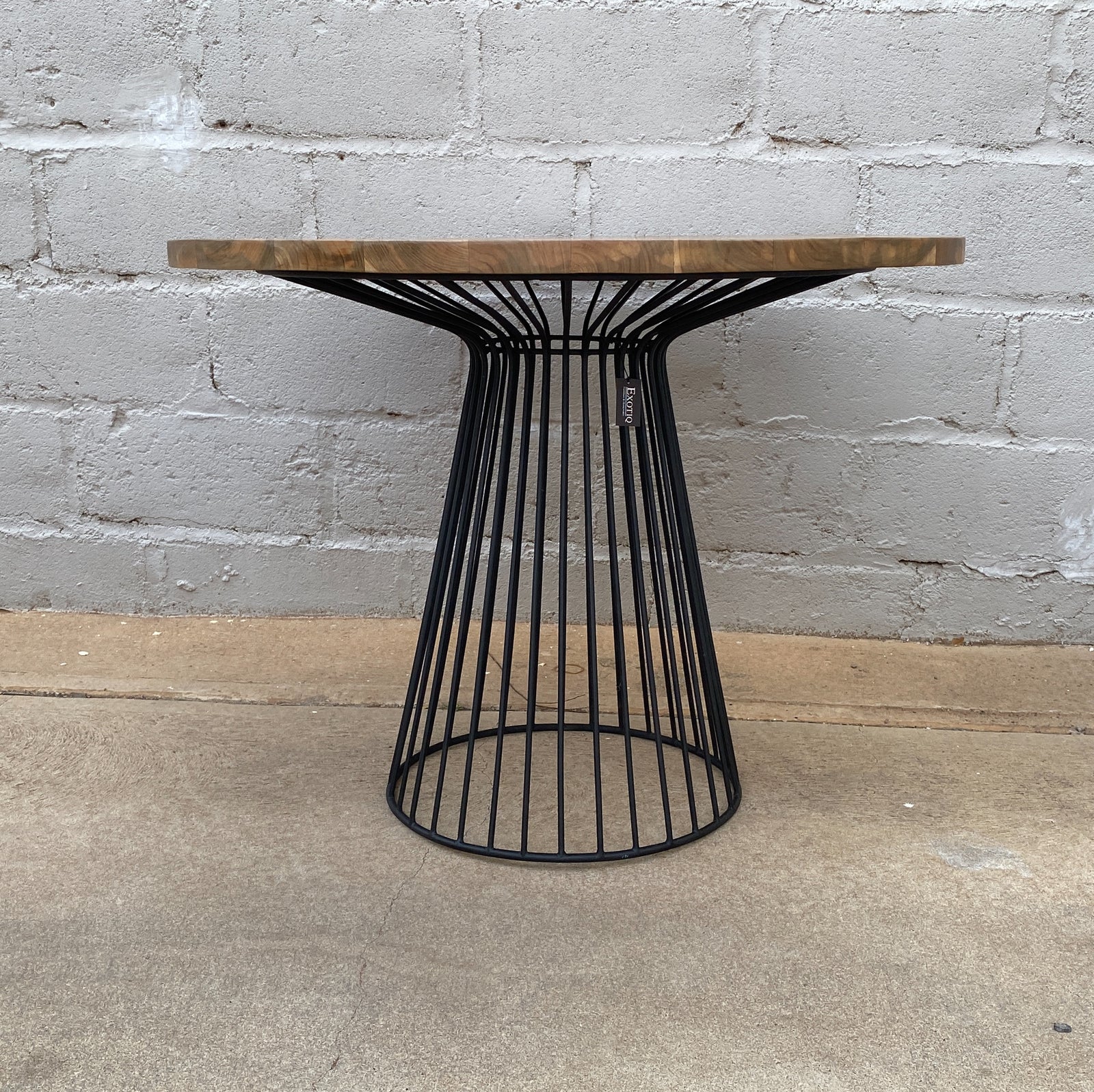 Dining Table Round Zee