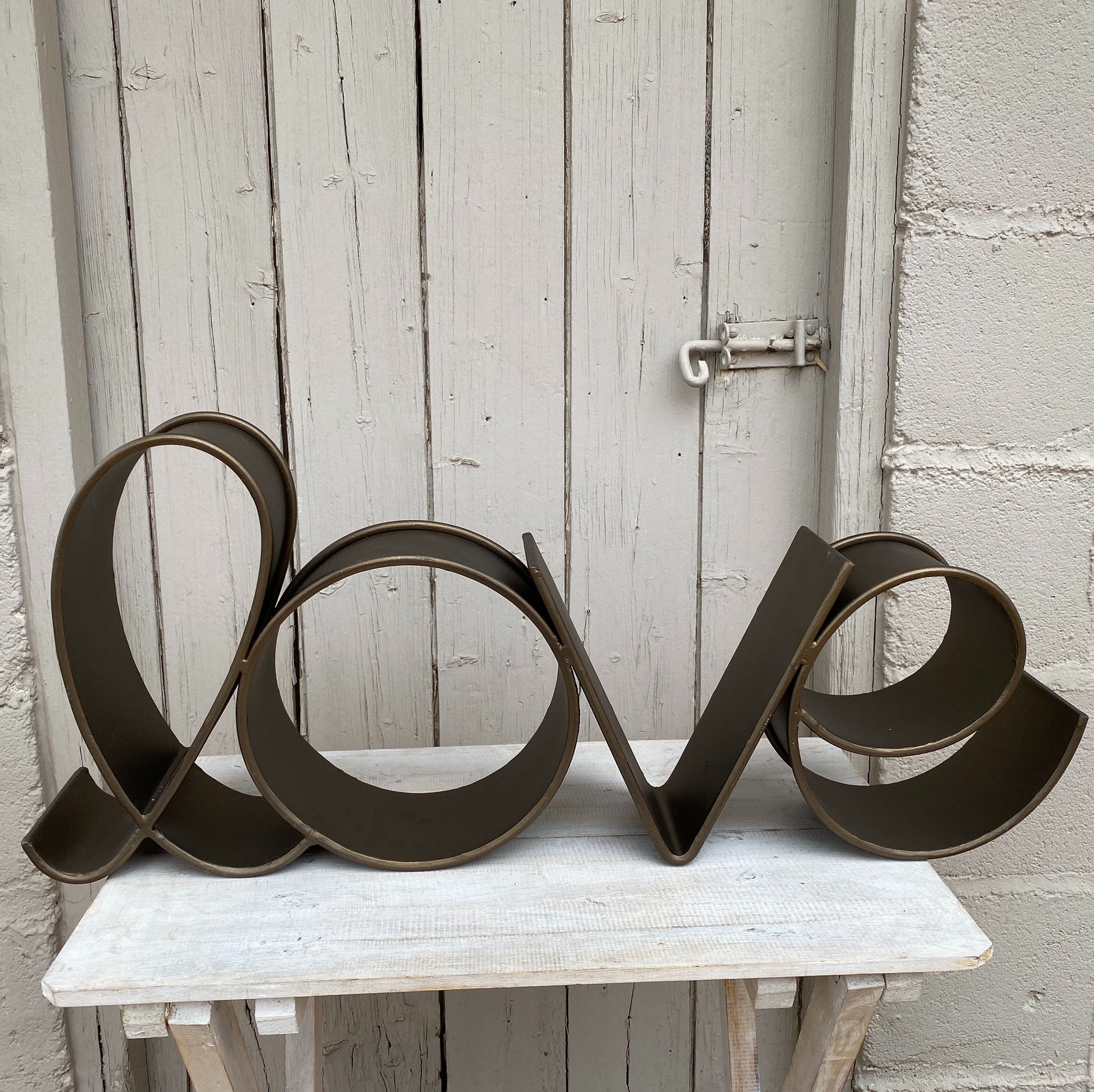 Love Sign Metal
