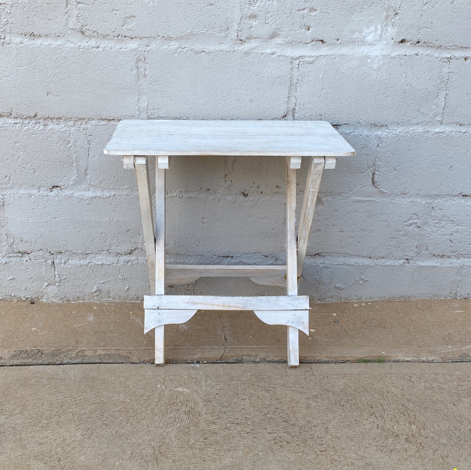 Hamptons Table Picnic Folding