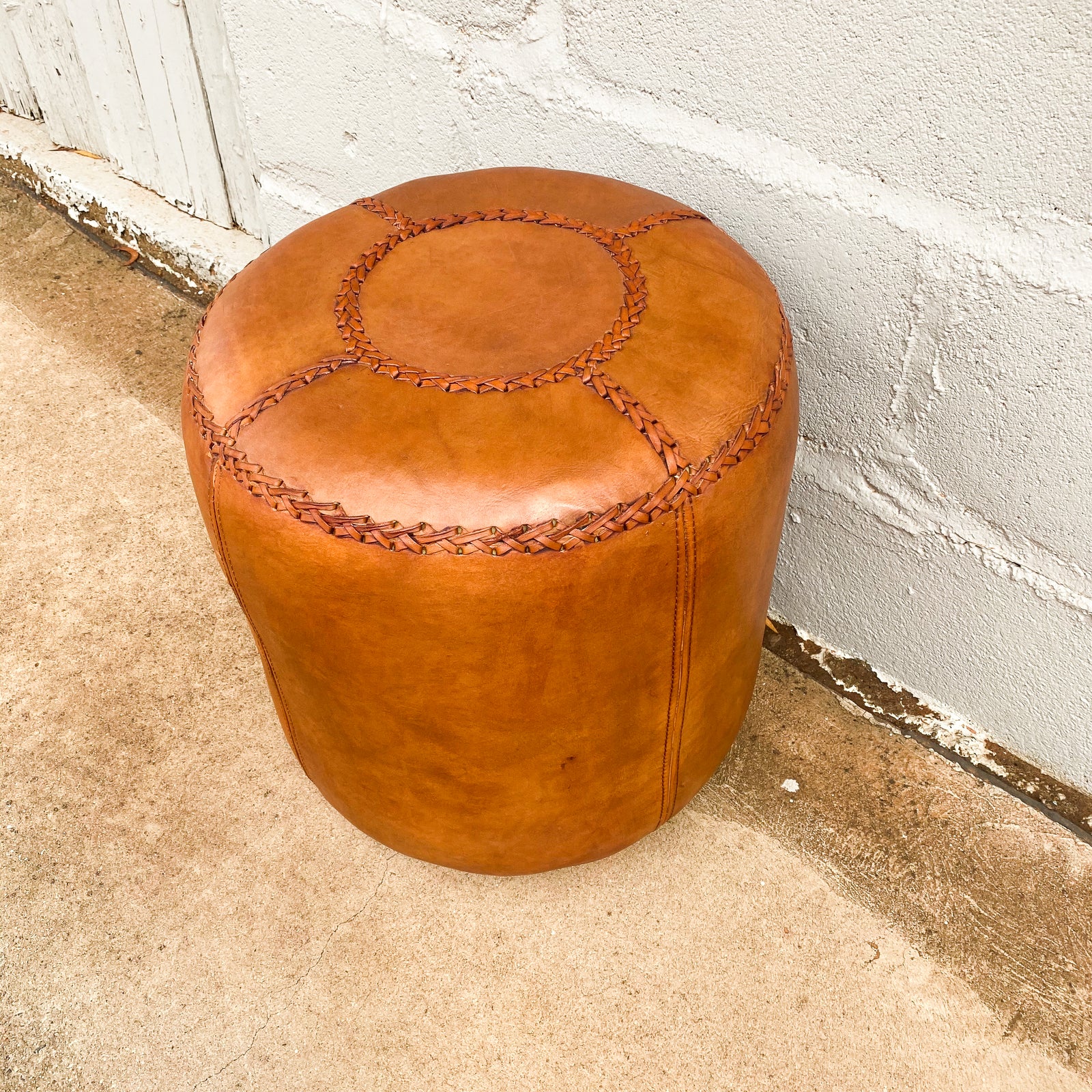 Ottoman Leather Round Full