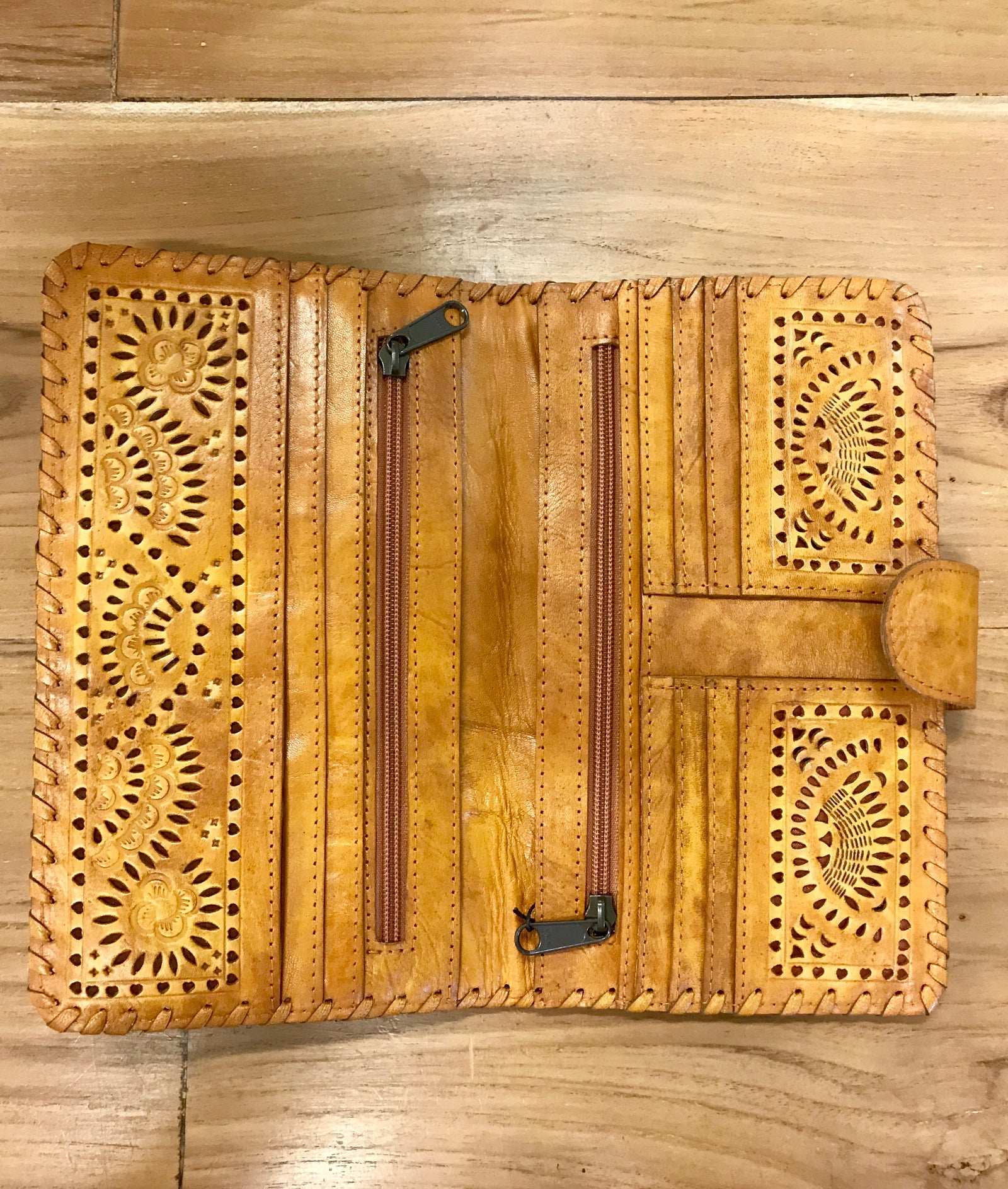 Purse Leather Emboss