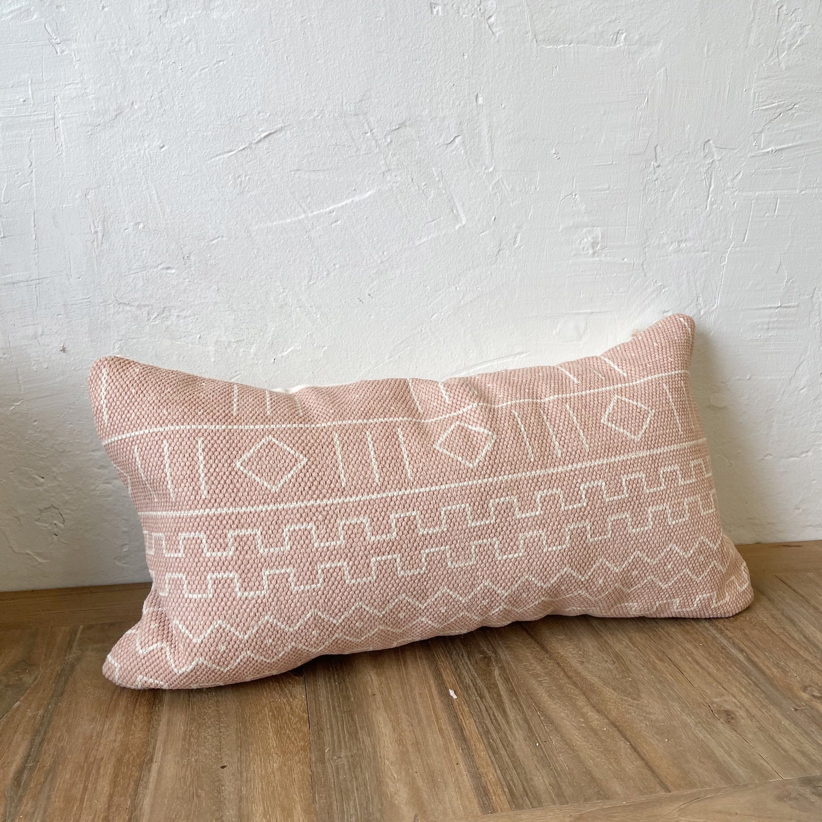 Cushion Keshet