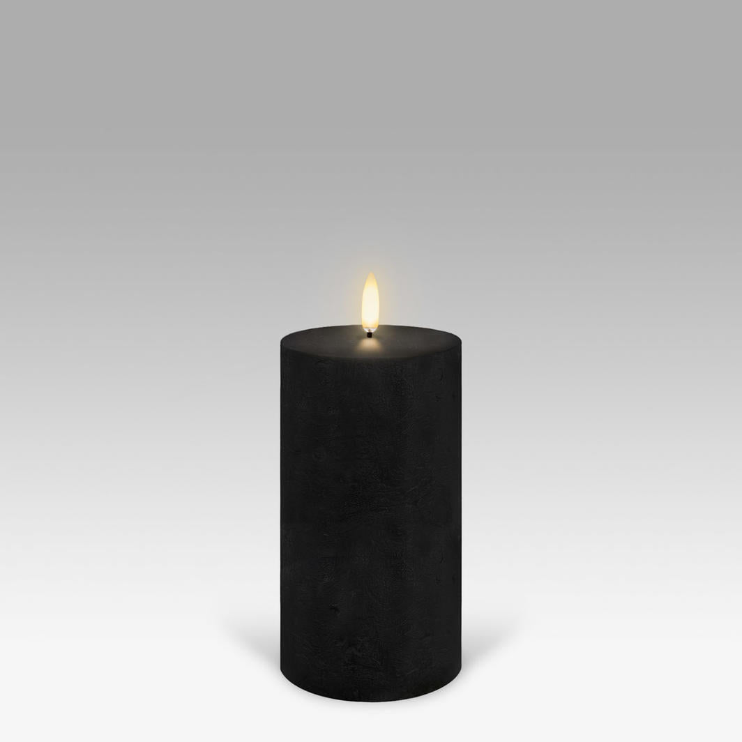 Uyuni Candle Matte Black 3"